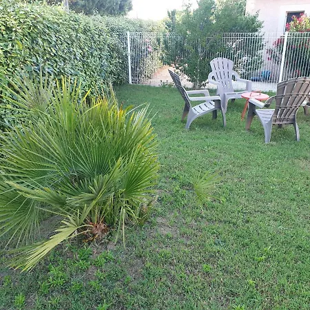 Holiday home Moments De Detente. Carsan